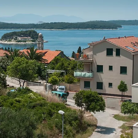 Majic * Hvar Town